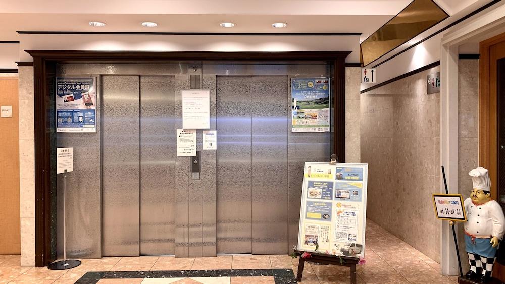 Toyoko Inn Hakata-Eki Minami Fukuoka  Zewnętrze zdjęcie