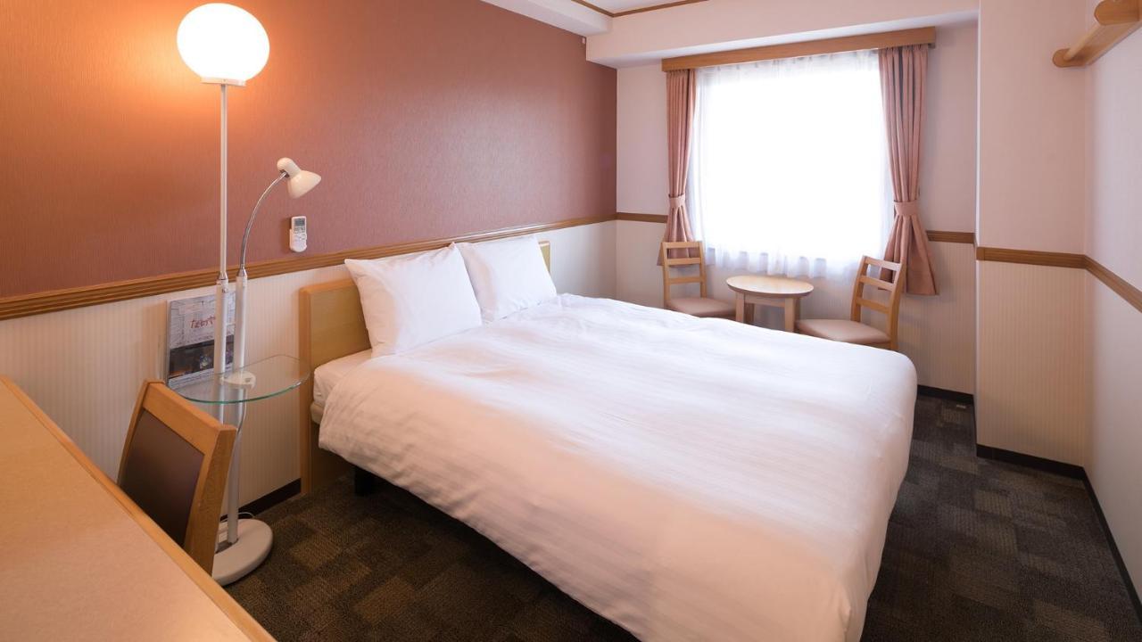 Toyoko Inn Hakata-Eki Minami Fukuoka  Zewnętrze zdjęcie