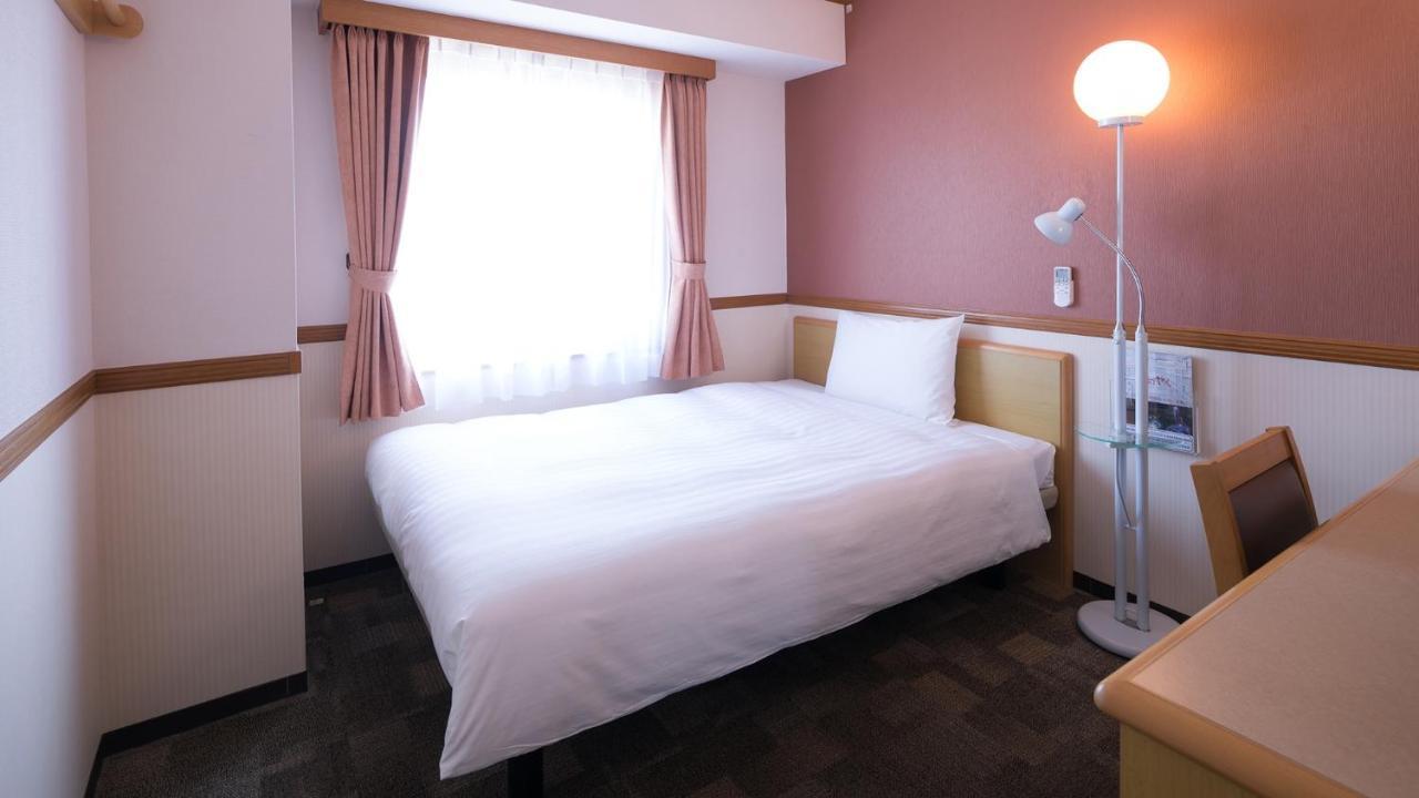 Toyoko Inn Hakata-Eki Minami Fukuoka  Zewnętrze zdjęcie