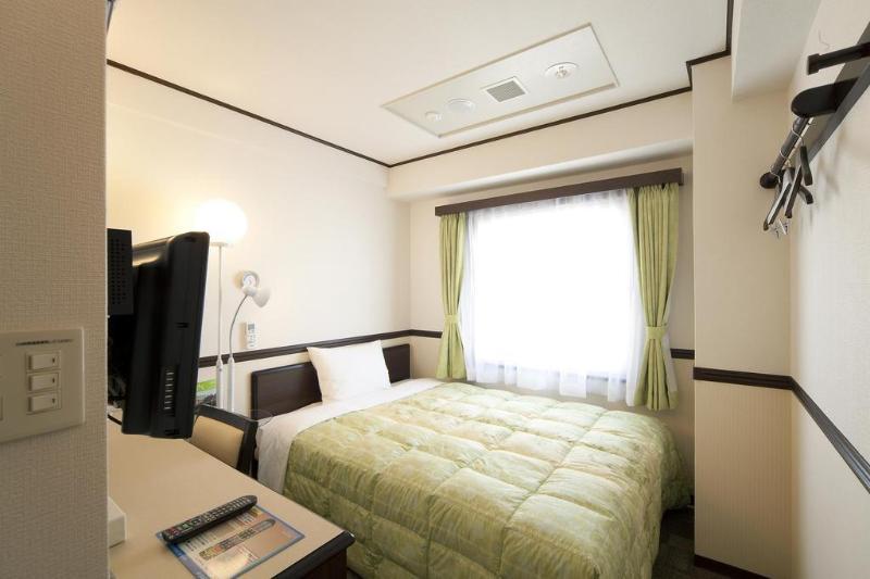 Toyoko Inn Hakata-Eki Minami Fukuoka  Zewnętrze zdjęcie